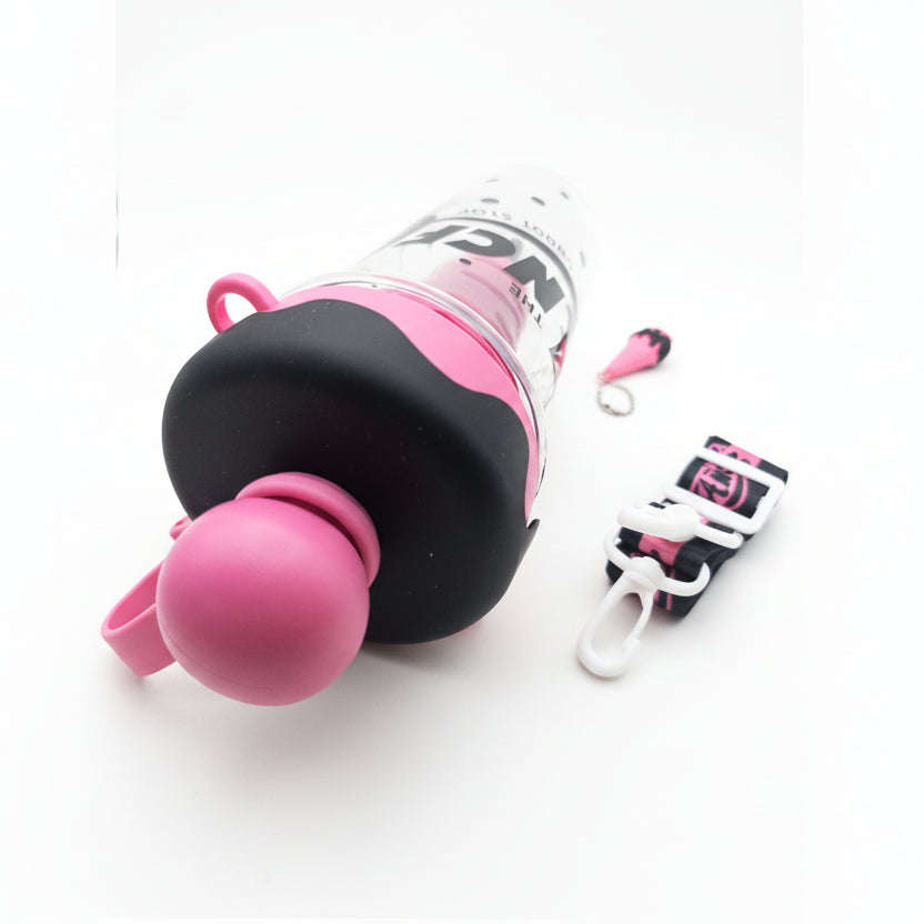 Botella de agua helado